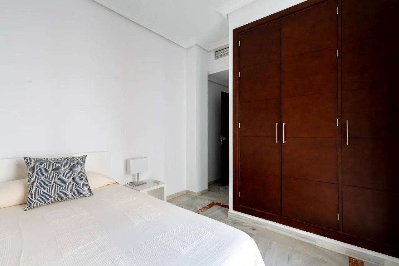 Apartment Holi-Rent Cuna Seville