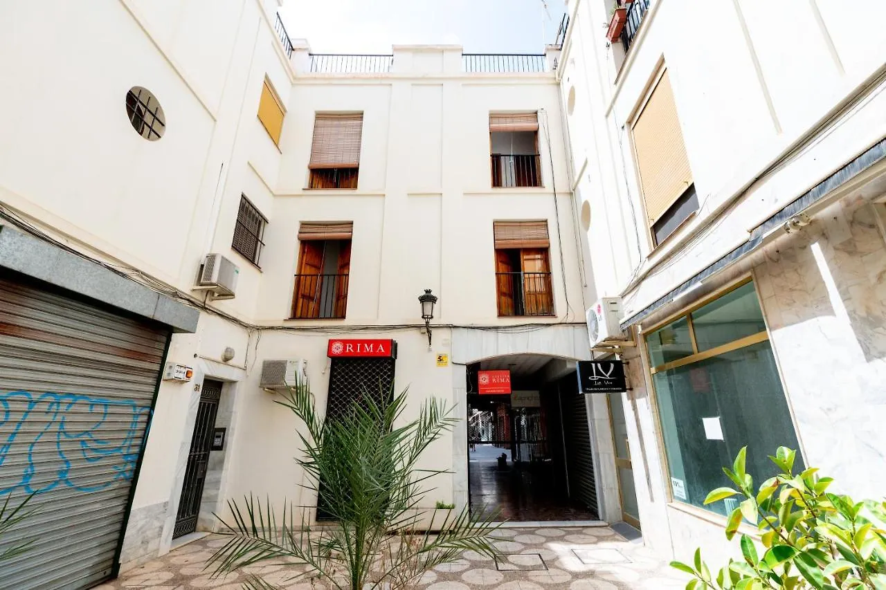 Holi-Rent Cuna Seville