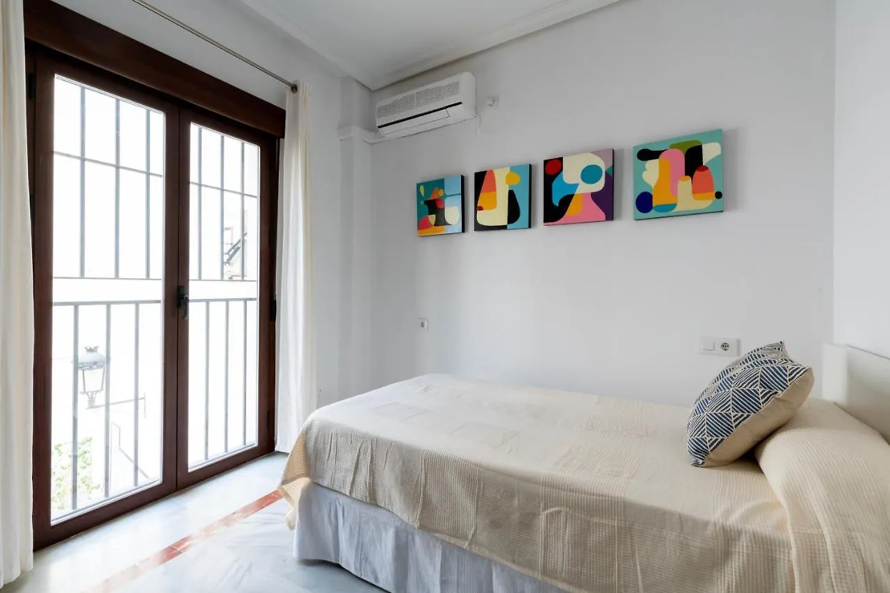 Holi-Rent Cuna Apartment Seville 0*,